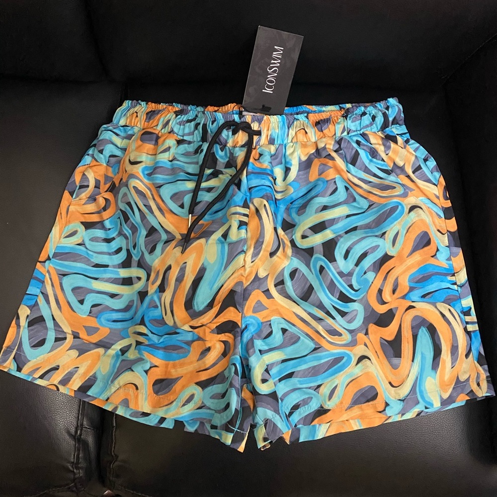 BRAND NEW SWIMMING TRUNKS